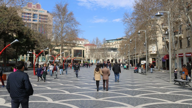 fountain square baku