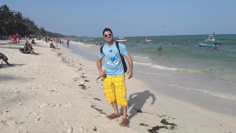mombasa-public-beach