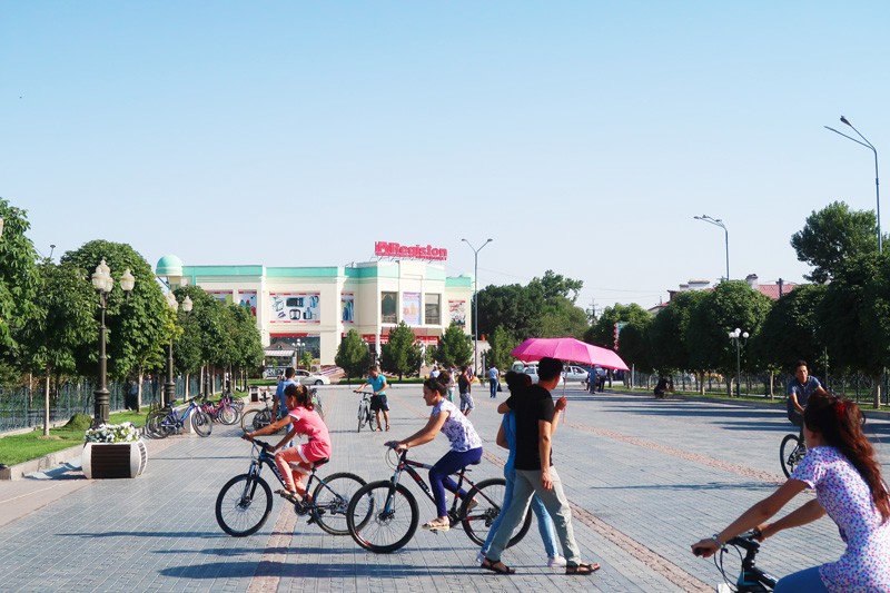 Beautiful kids in Samarkand