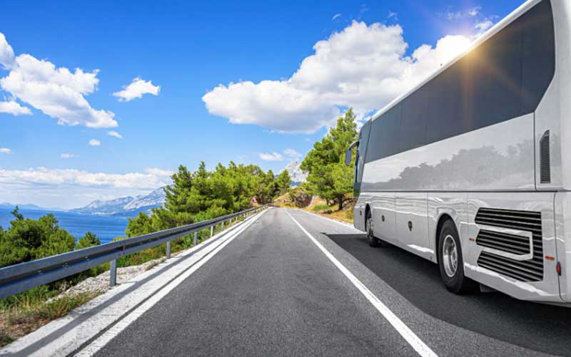 Long-term rental of minibuses with buy-back option in Europe